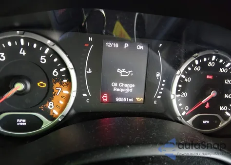 2017 Jeep Renegade Altitude 4X4 из США, поврежденный, VIN ZACCJBBB9HPE98757